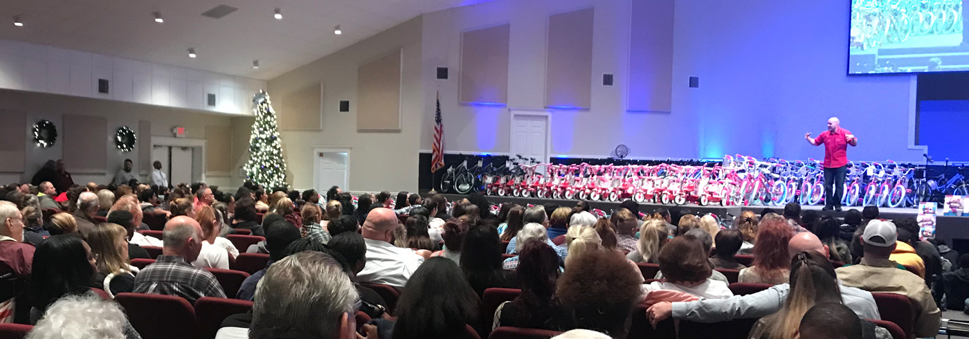 Church Gives Away Hundreds Of Bicycles For Christmas 